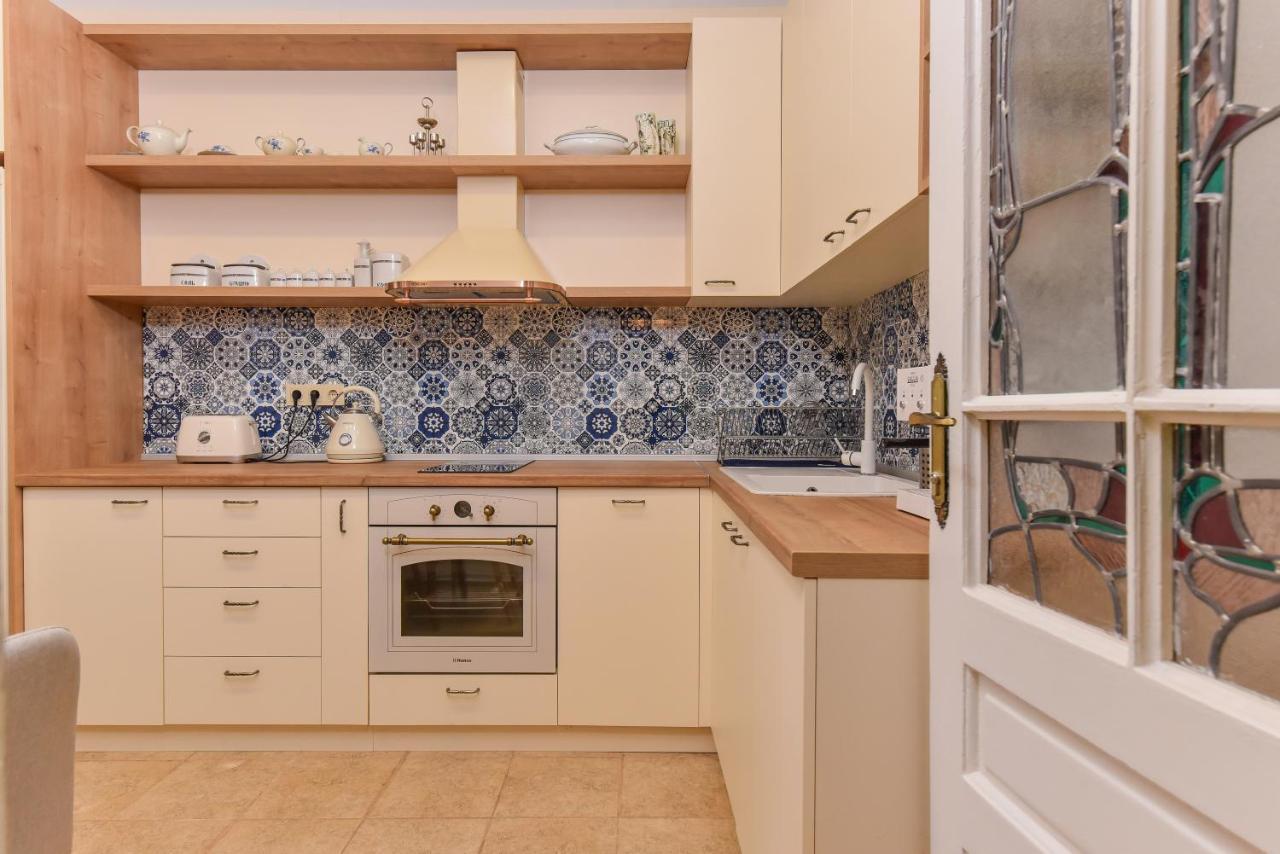 Spacious Vintage 2br, 2bath By Flat Mаnager Sofia