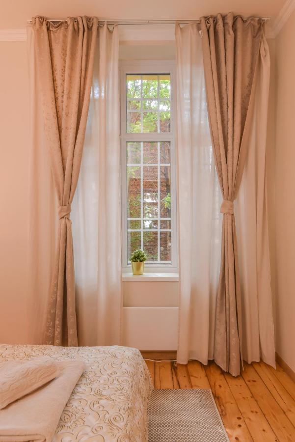 Spacious Vintage 2br, 2bath By Flat Mаnager *