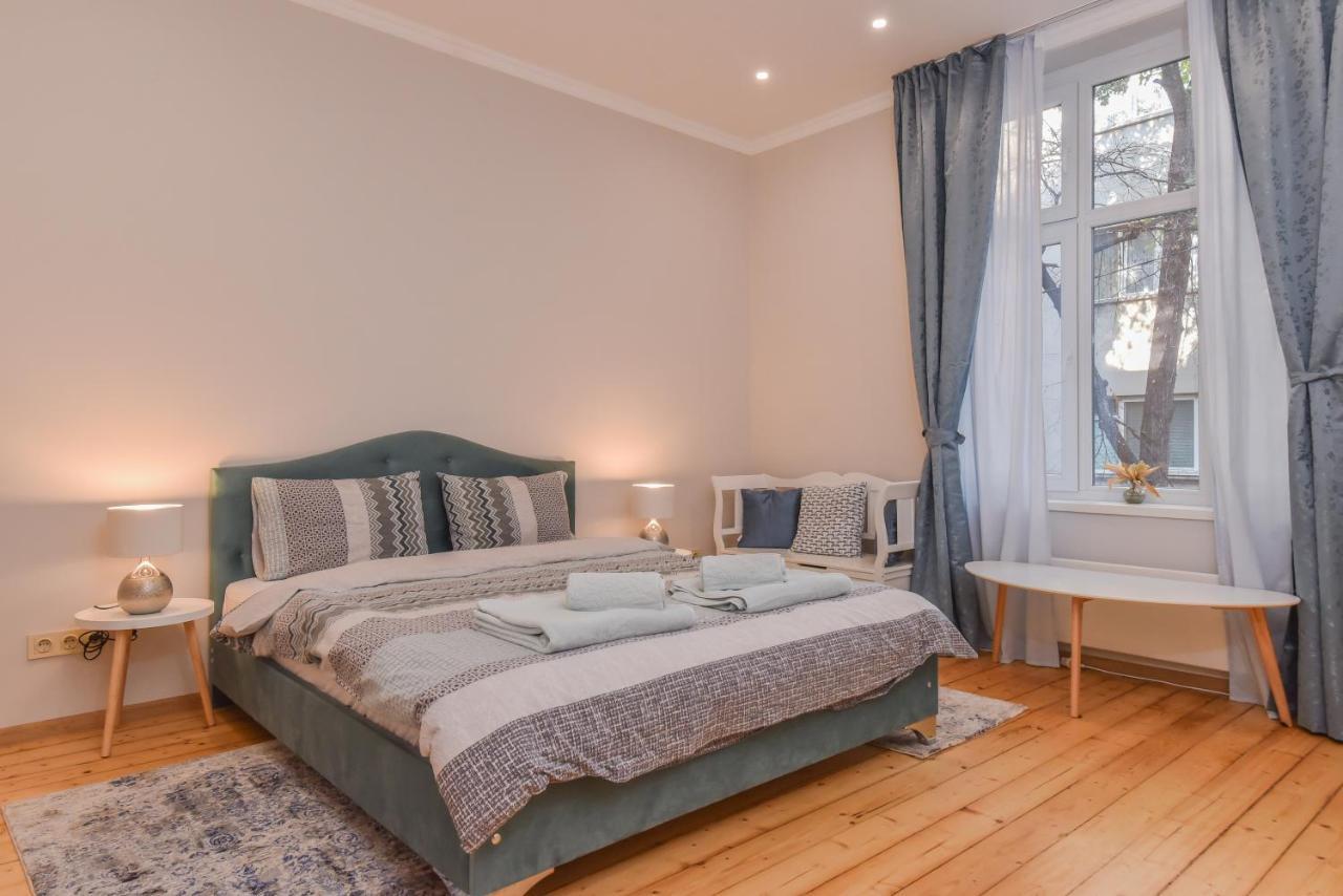 Apartament Spacious Vintage 2br, 2bath By Flat Mаnager Sofia